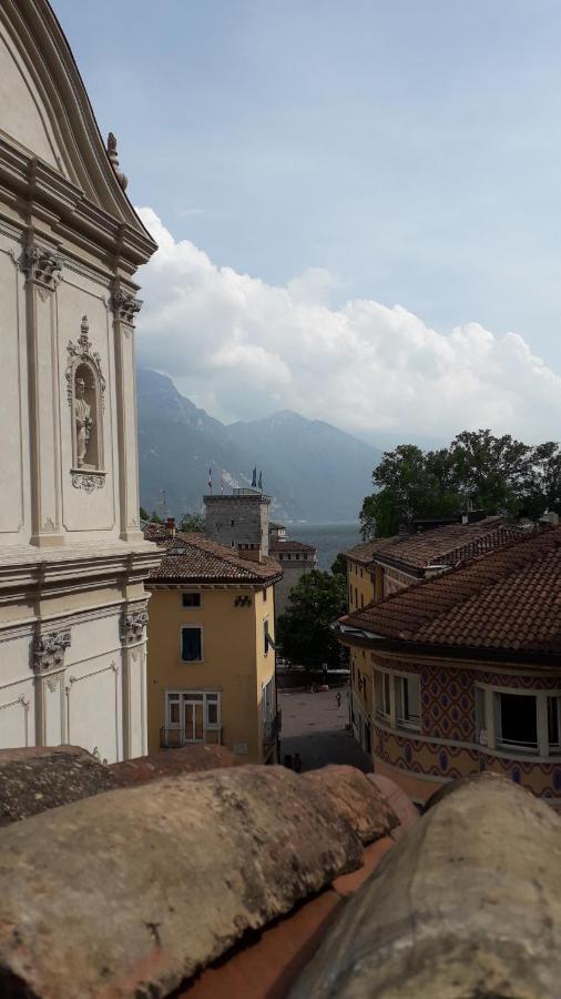 Appartamento Centro Storico Riva del Garda Bagian luar foto